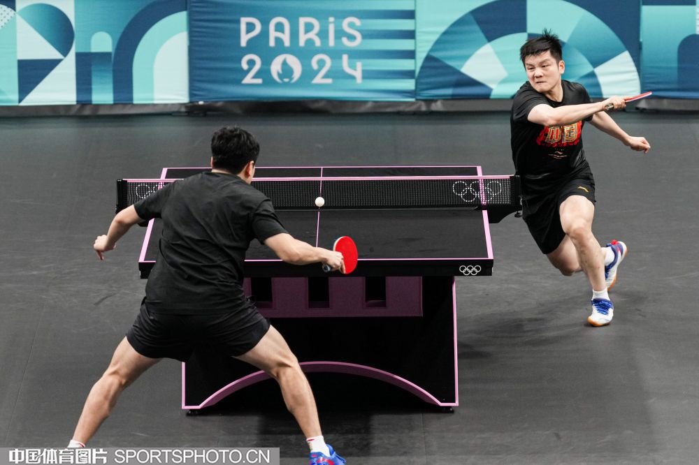 U22国足vs乌兹别克斯坦U22：拜合拉木替补，蒯纪闻、毛伟杰首发